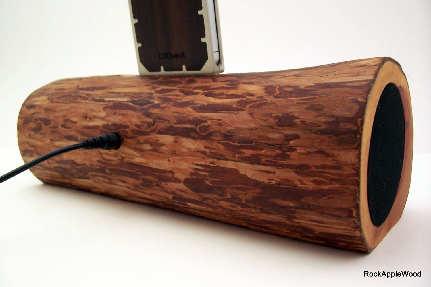 iPhone Wood Speaker Docking Station Rock n Wood - ICN 301