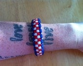 Patriotic paracord bracelet