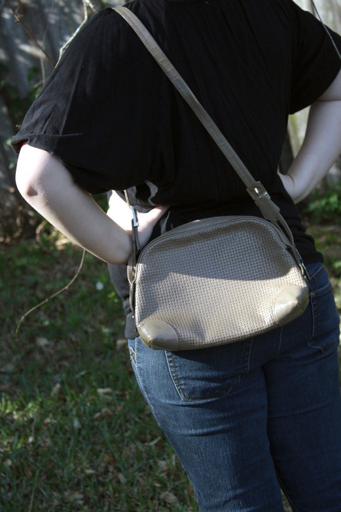 Vintage Lisette Beige Leather Purse - Weave Pattern Shoulder Strap