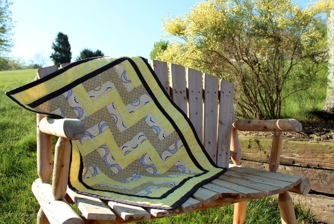 Quilt Gray and Yellow Geometric for Baby Girl or Baby Boy