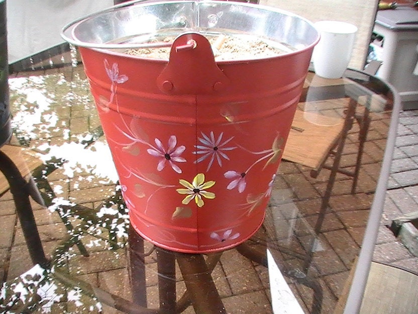 Backyard Bucket