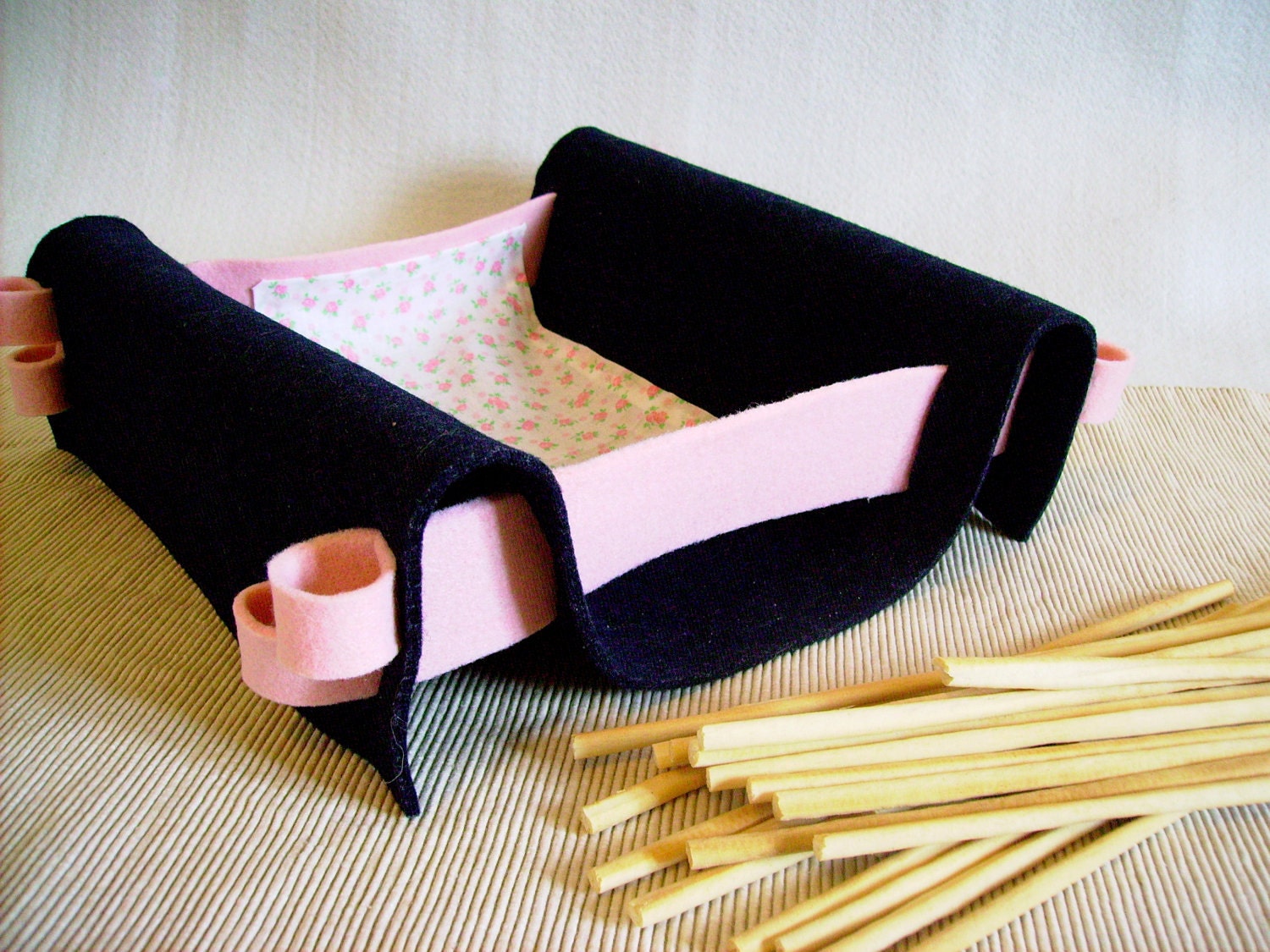 Bread basket felt fabric - table decor blue pink handmade - ready to ship