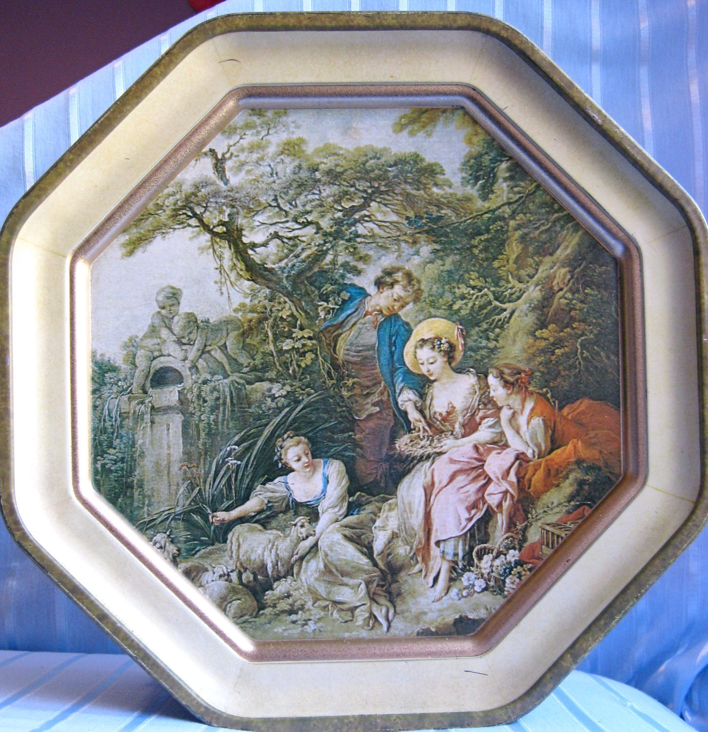 Sunshine Biscuit Tin Hexagon with two 18th Century French Paintings by Francoise Boucher on Back and Front of Tin