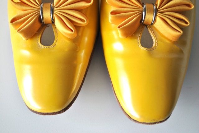 Reserved for Karen - Bright yellow vintage heels mustard color patent leather