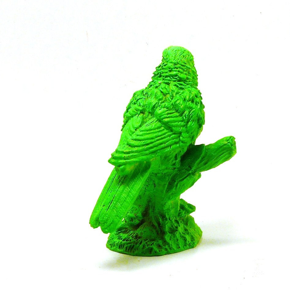 neon bird figurine, upcycled figurines, birds, neon decor, nature, neon green, modern home decor, repurposed, vintage figurines