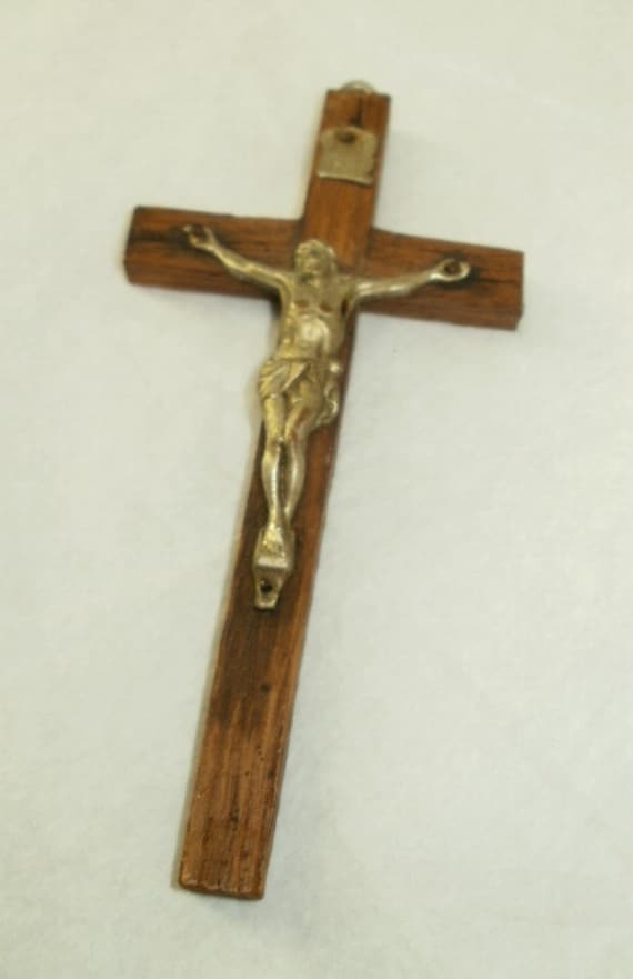 crucifix jesus