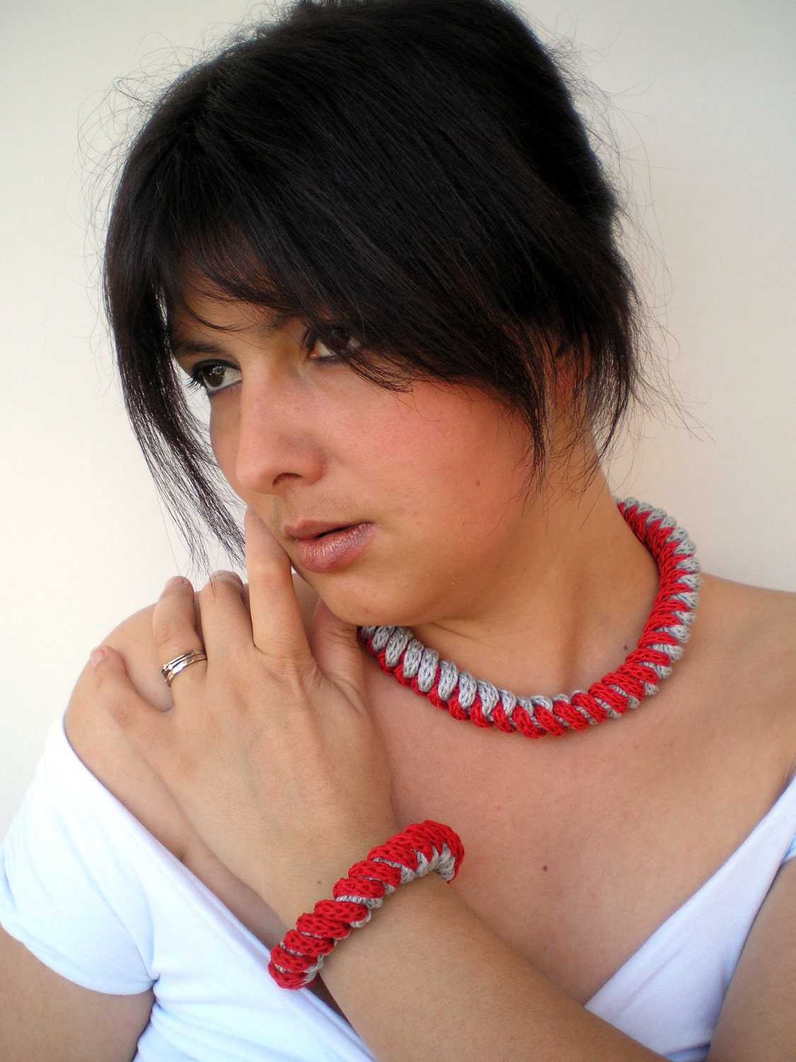 Snake knot Set Necklace and Bracelet Handmade Craft   Fiber Art  Knit Knotted Set