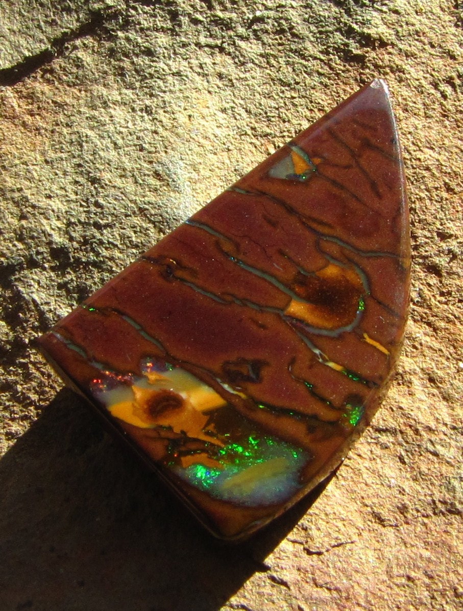 11.7ct Koroit Boulder Opal /Australian opal cabochon  fREE SHIPPING