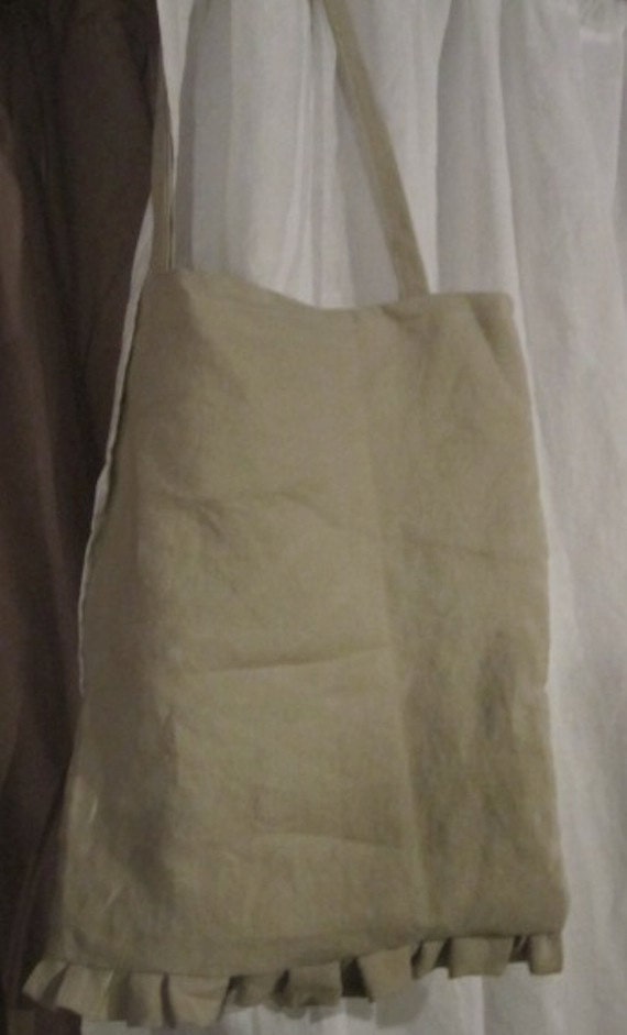 Oatmeal Linen Tote with Ruffle Bottom