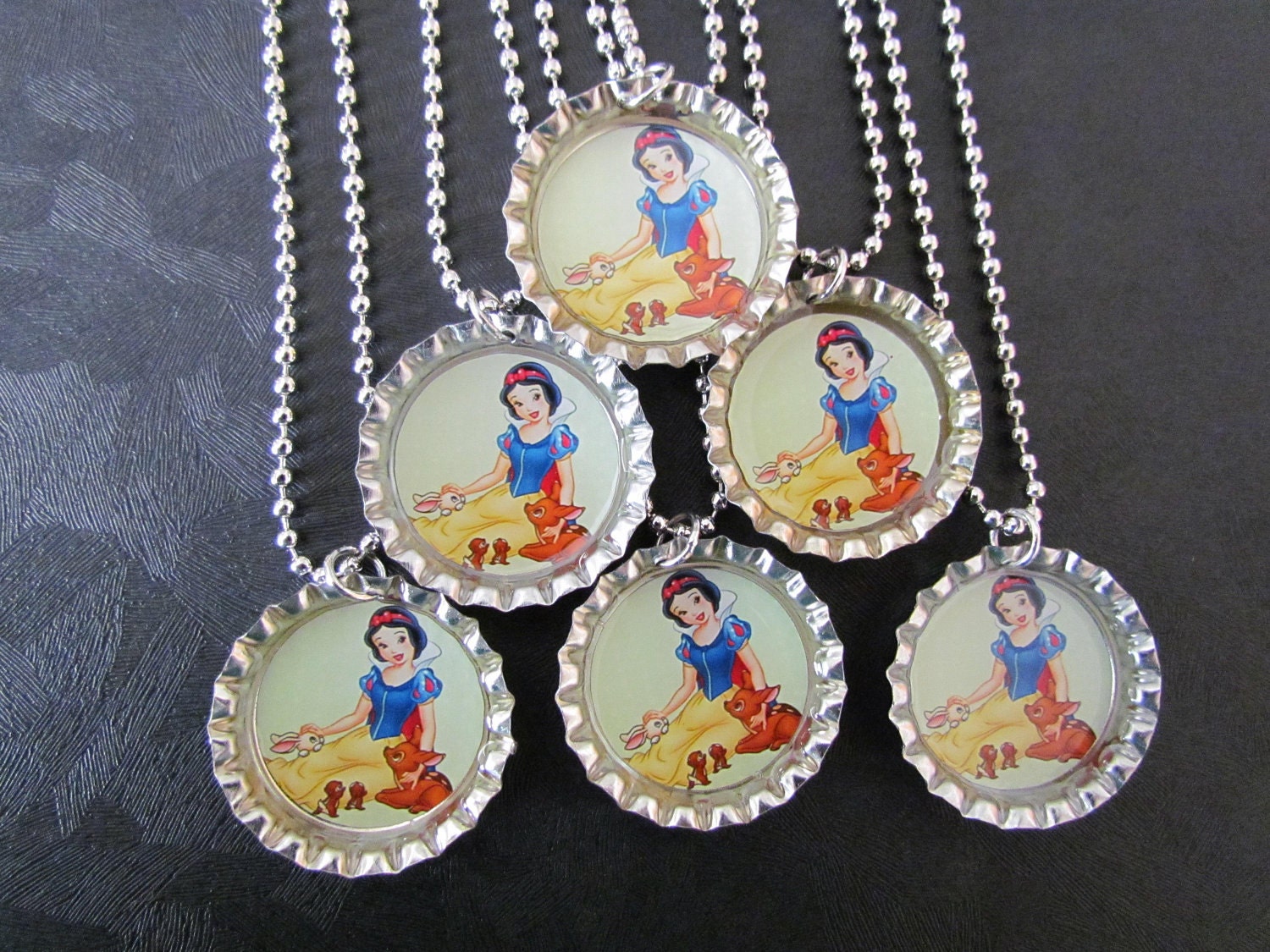 Snow White Bottle Cap Party favors (6) / Many other princesses available / Special orders available
