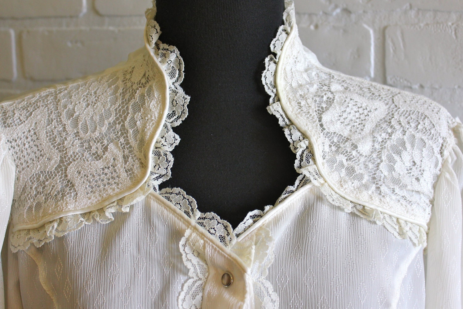 vintage 70's romantic lace trimmed blouse