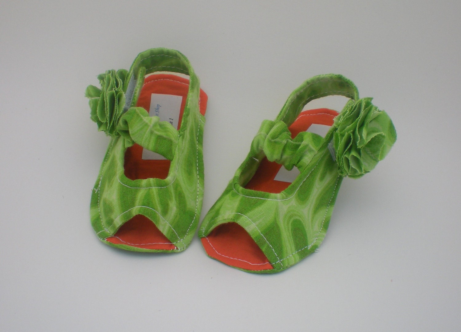 Green Hearts Pattern Infant Sandals and Fabric Flower - Soft Sole Summer Crib Shoe