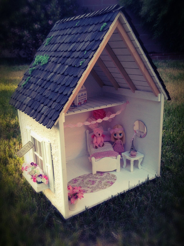 Furnished Petite Cottage Dollhouse, NOT A KIT