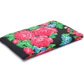 MacBook Pro or MacBook Air neoprene padded laptop sleeve - Black Eyes