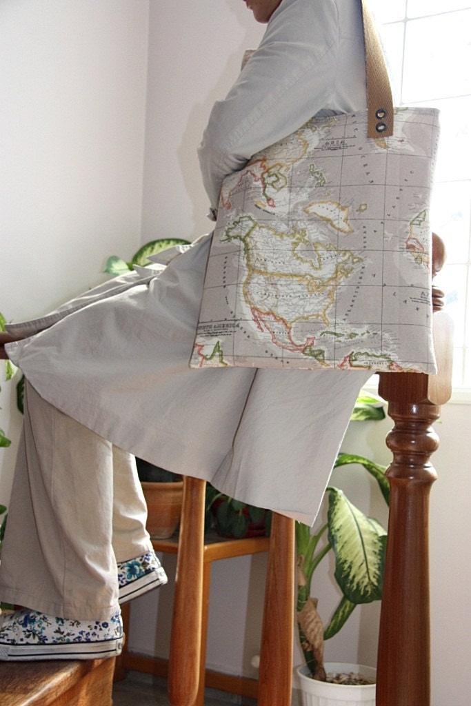 beige world map print large diaper bag/  large tote bag/messenger bag/ shoulder bag/everyday purse/ready to ship