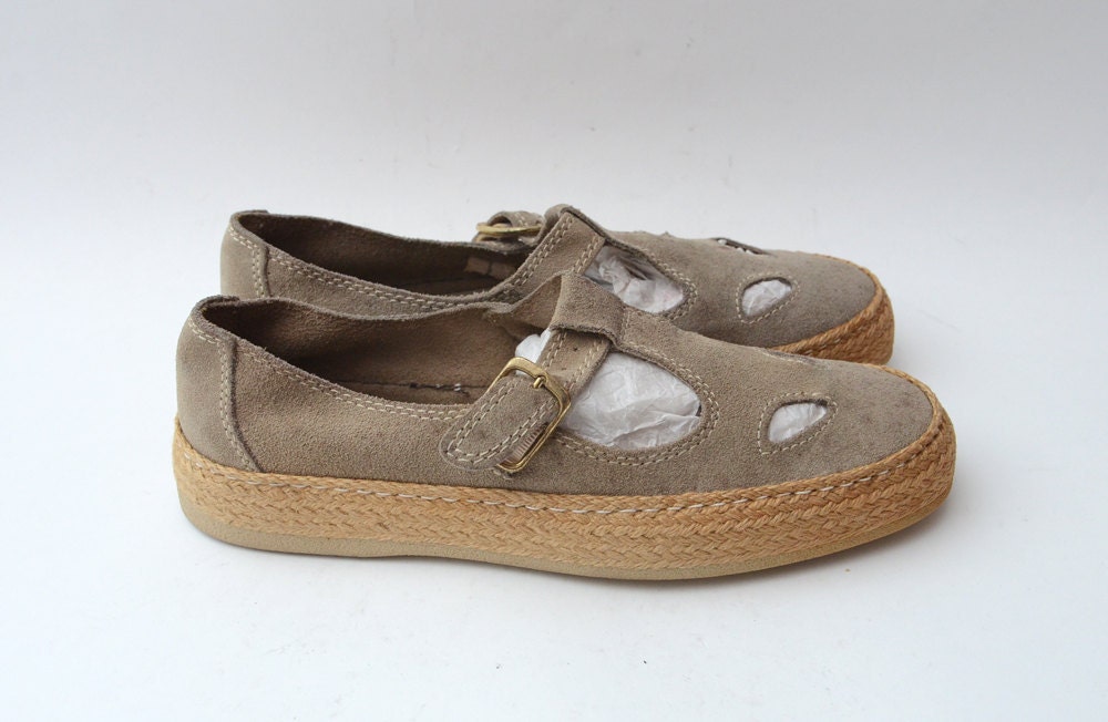 Vintage espadrilles mary jane suede flats