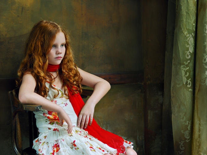 art portrait of a  red-haired girl siting near a wal, photography print,  room decor, gift, children, - tanyazelda