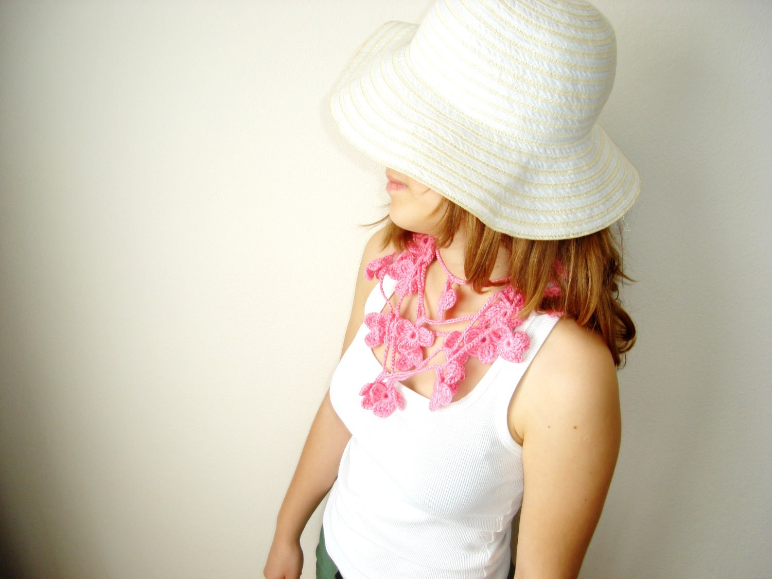 Sugar pink crochet lariat, neckwarmer, necktie, scarf, necklace - vyldanstyl