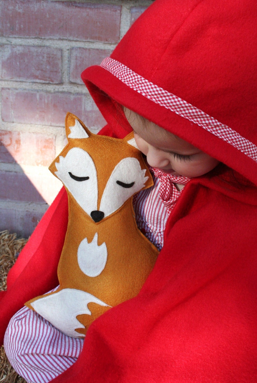 Forest Critters- Sleepy Fox with Pine Cone- Eco Friendly- Woodland Animal