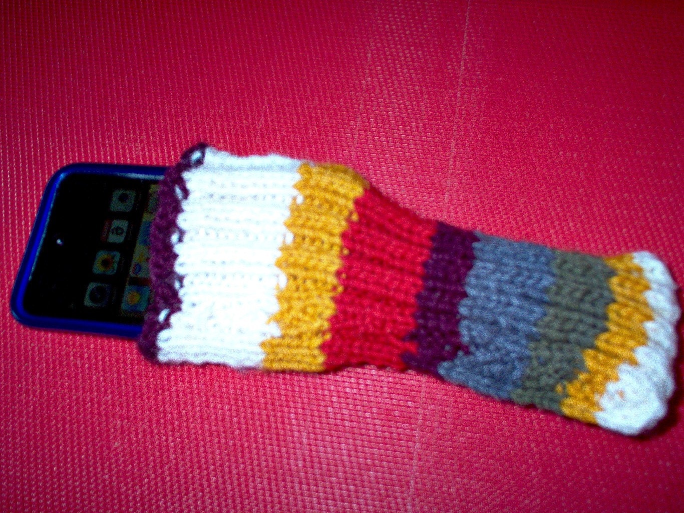 Doctor Who Sock-It Hand knit sleeve / sock for Ipod, MP3, iPhone, android phone, droid, smartphone, camera,