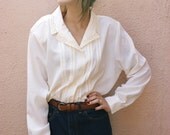 Vintage Creme Pleat Front Collar Button Up Blouse