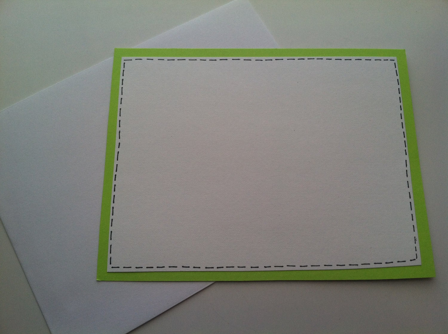 8 Piece Vintage Typewriter Stationery Set, 8 Cards & 8 Envelopes