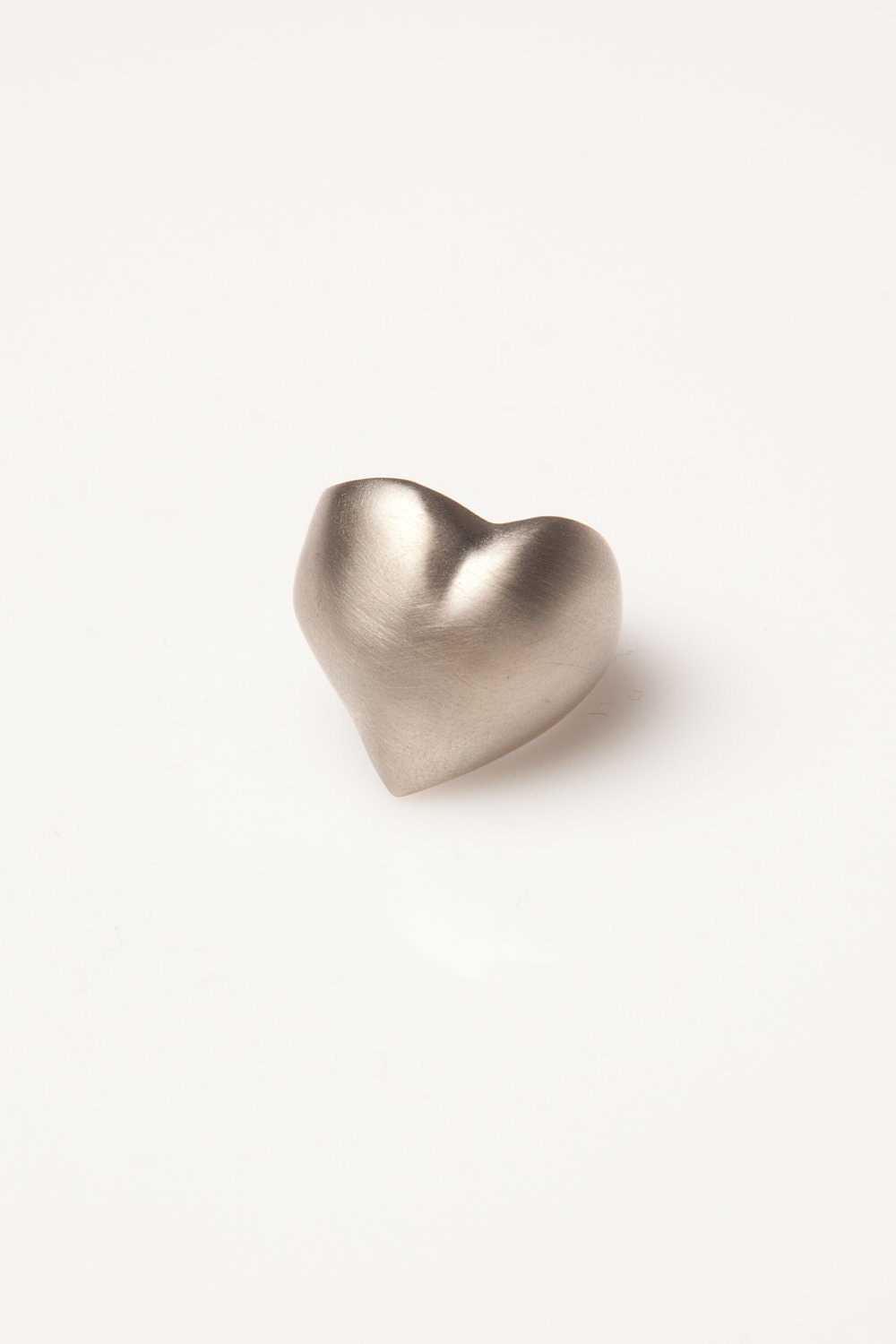 Swollen Heart Ring - Silver Satin