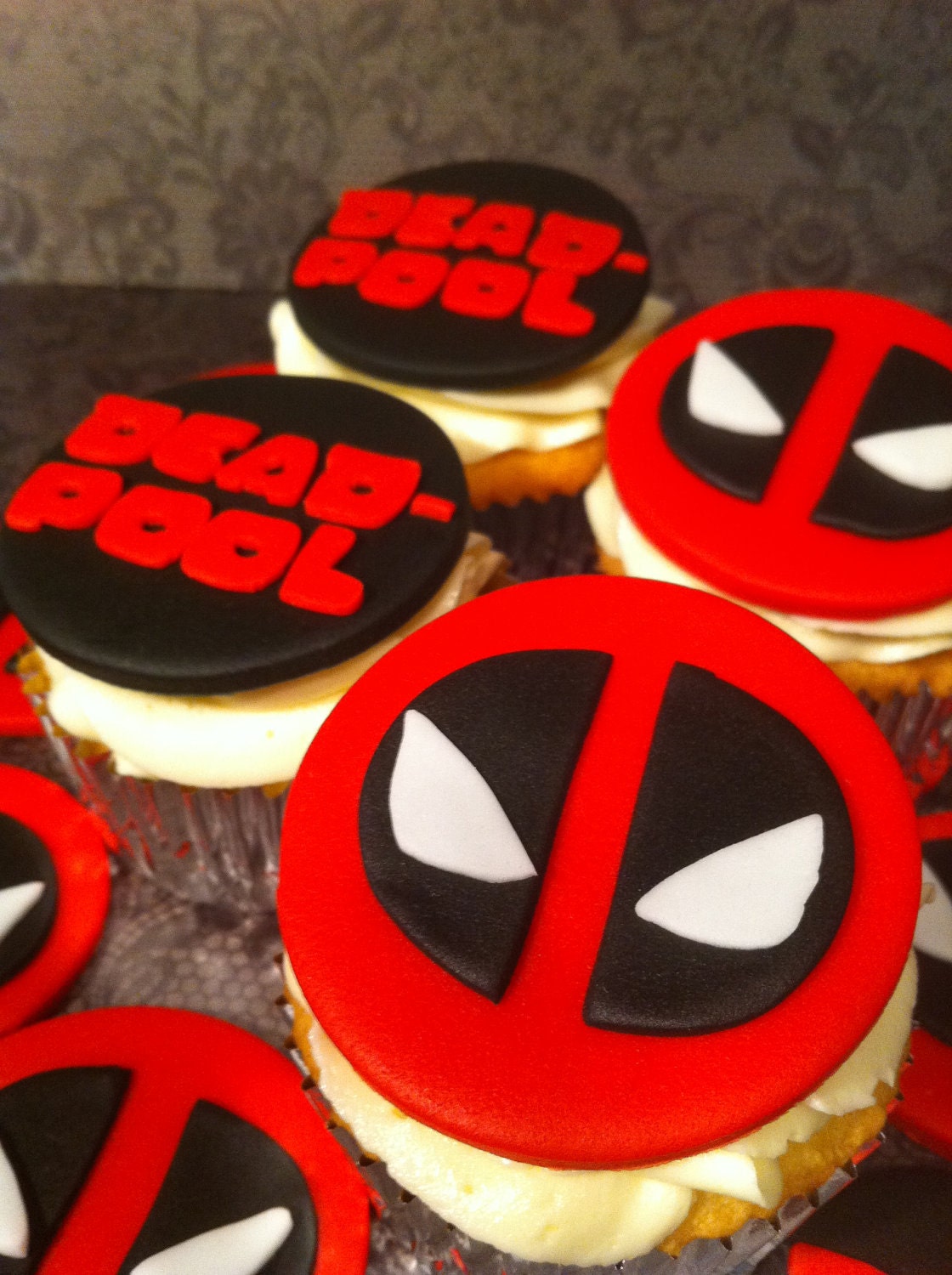Fondant Deadpool Cupcake Toppers/ Decorations. Marvel Comics.