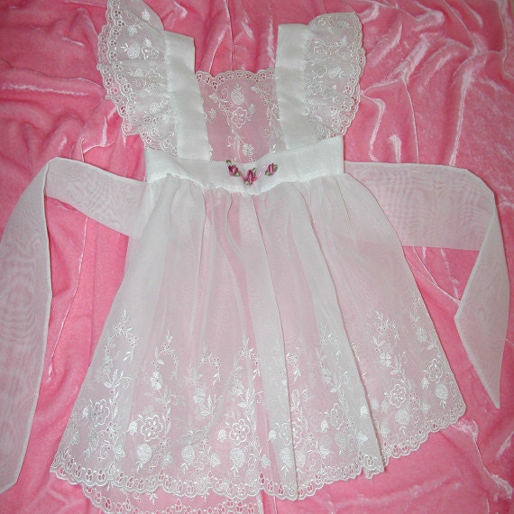 ADORABLE Little Girl's Vintage Nylon White Eyelet Pinafore