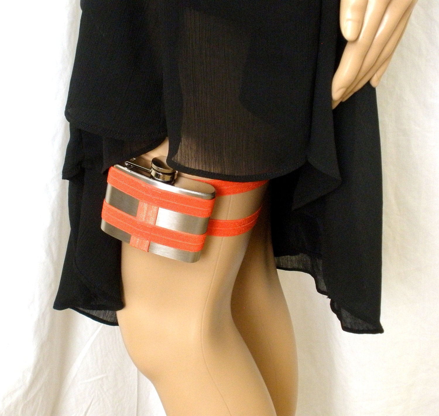 Flask Garter WITH Flask - Carrot Orange