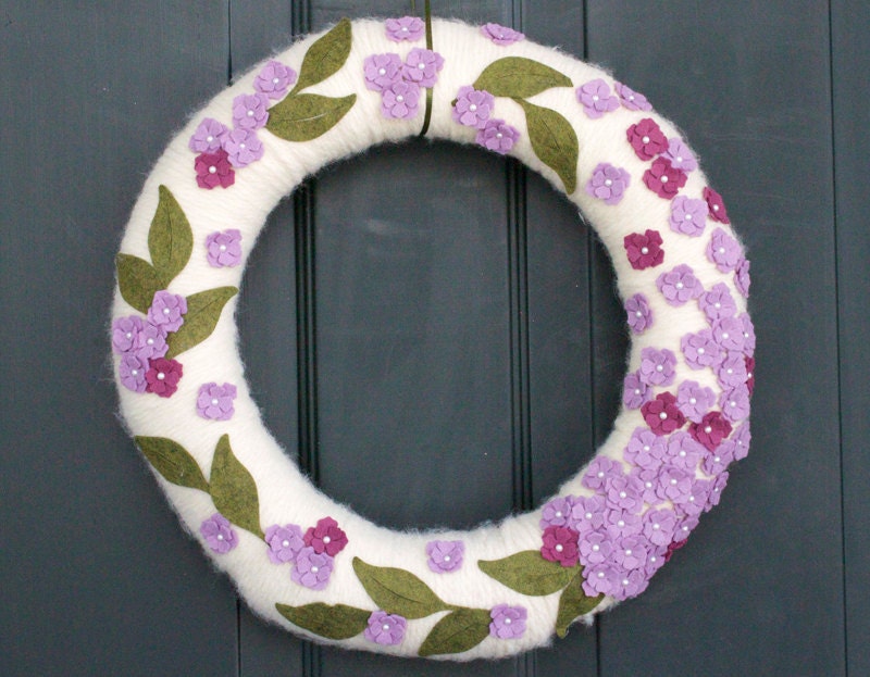Spring Wreath, 14" Yarn Wreath with Felt Lilac Flowers in Purple, Cream and Green