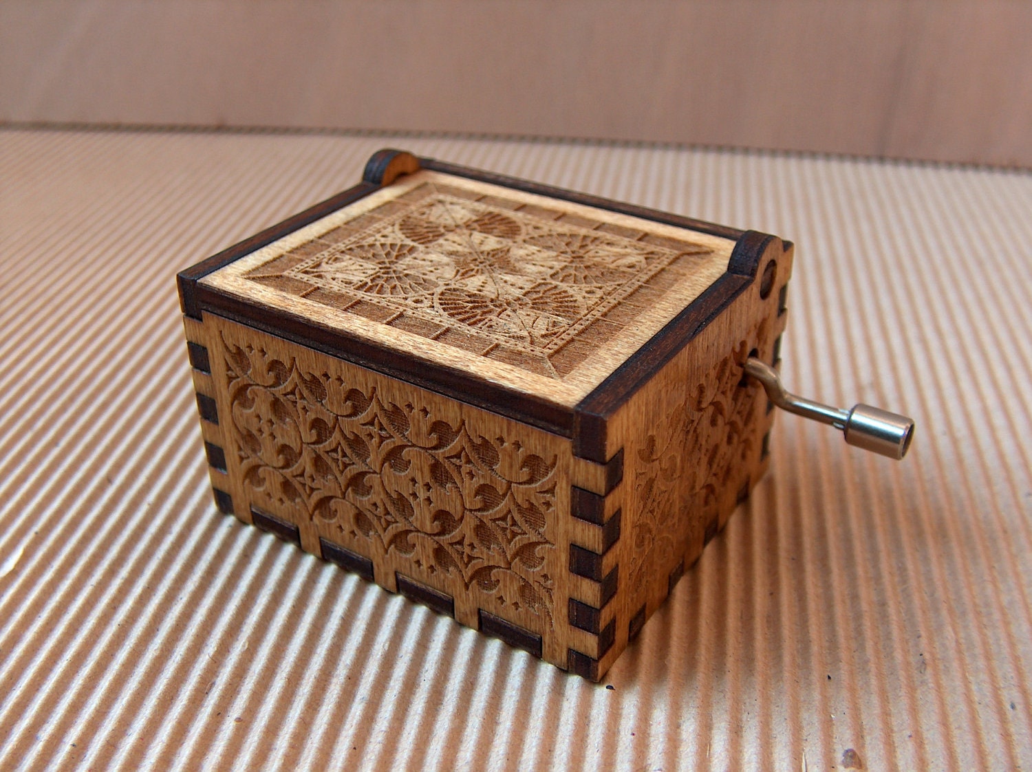 Engraved Personalized Keepsake Music Boxes