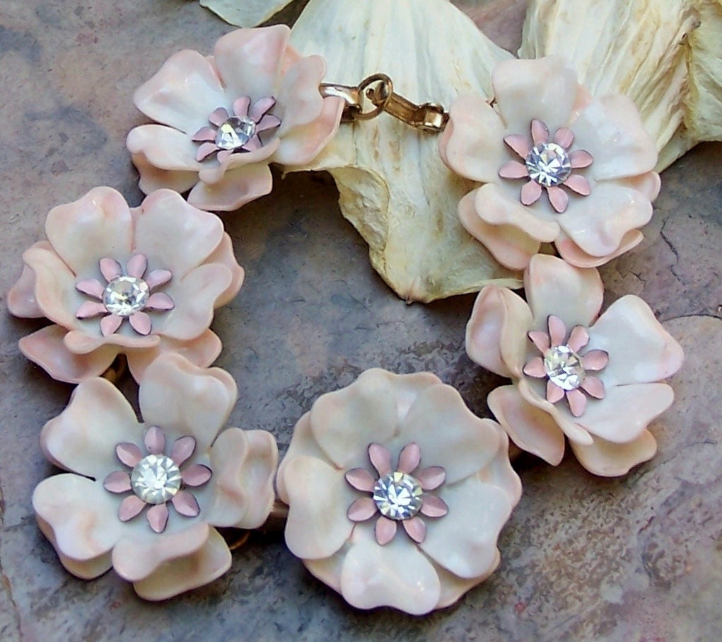 Mad Men Pink Flower Enamel Plastic Bracelet,  Vintage Summer Blossoms
