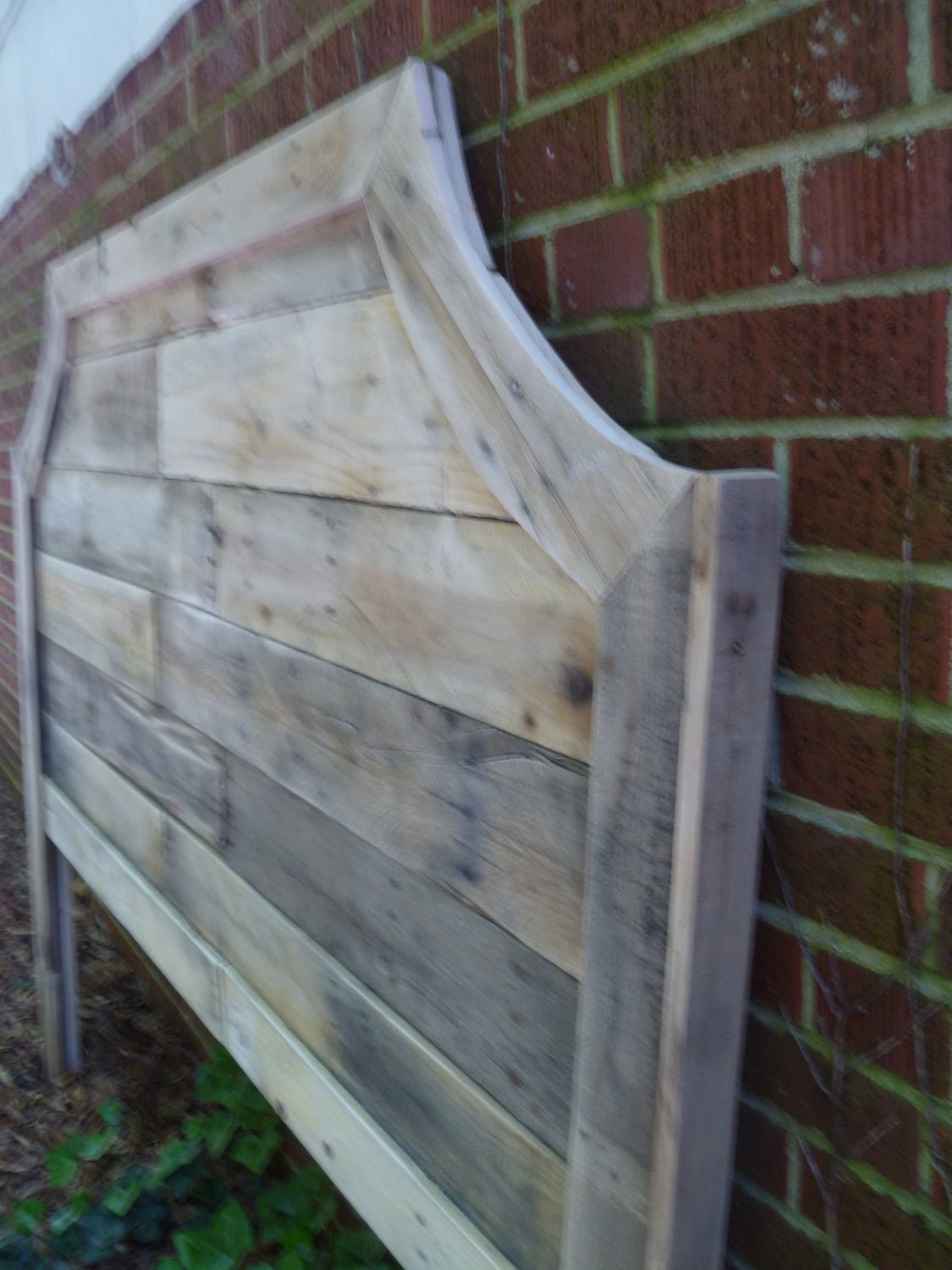 Pallet headboards