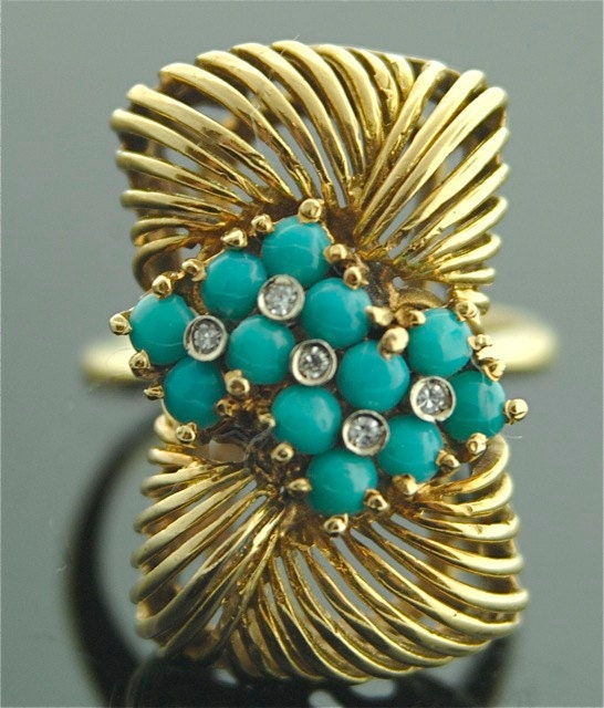 Vintage 18k Yellow Gold Turquoise and Diamond Ring -