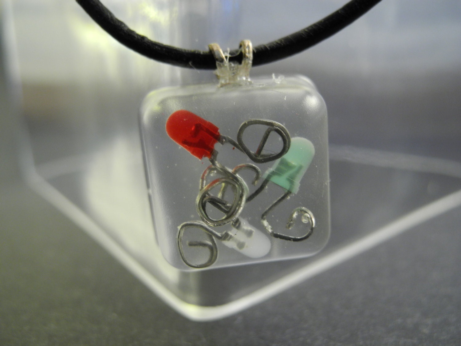 Green, red and white Electronic LED Choker Necklace