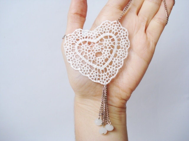 Lace Necklace, Women accessory,  Ivory Heart Necklace - bytugce