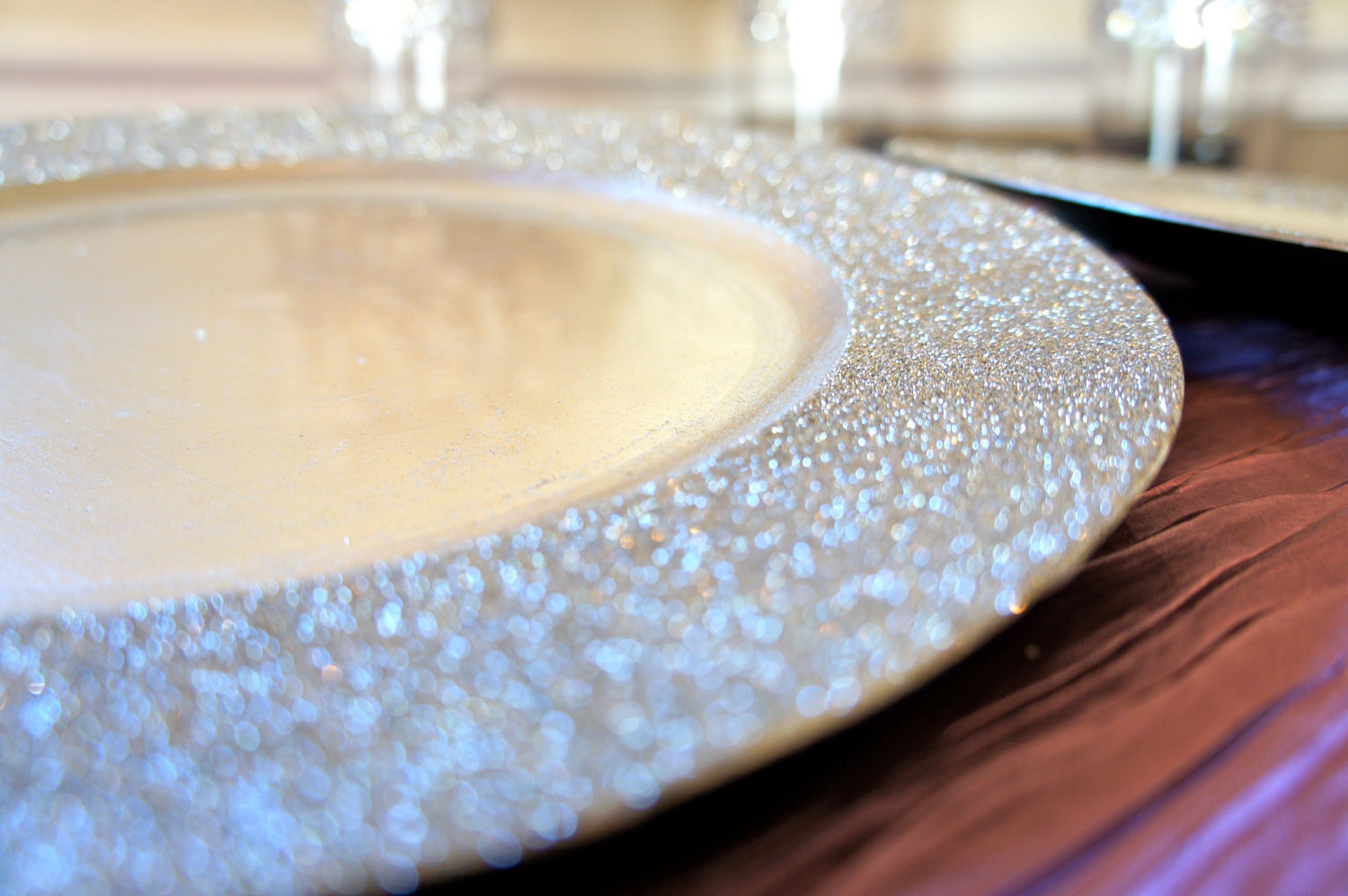 Two Head Table Place Settings: Light Gold Glitter Chargers