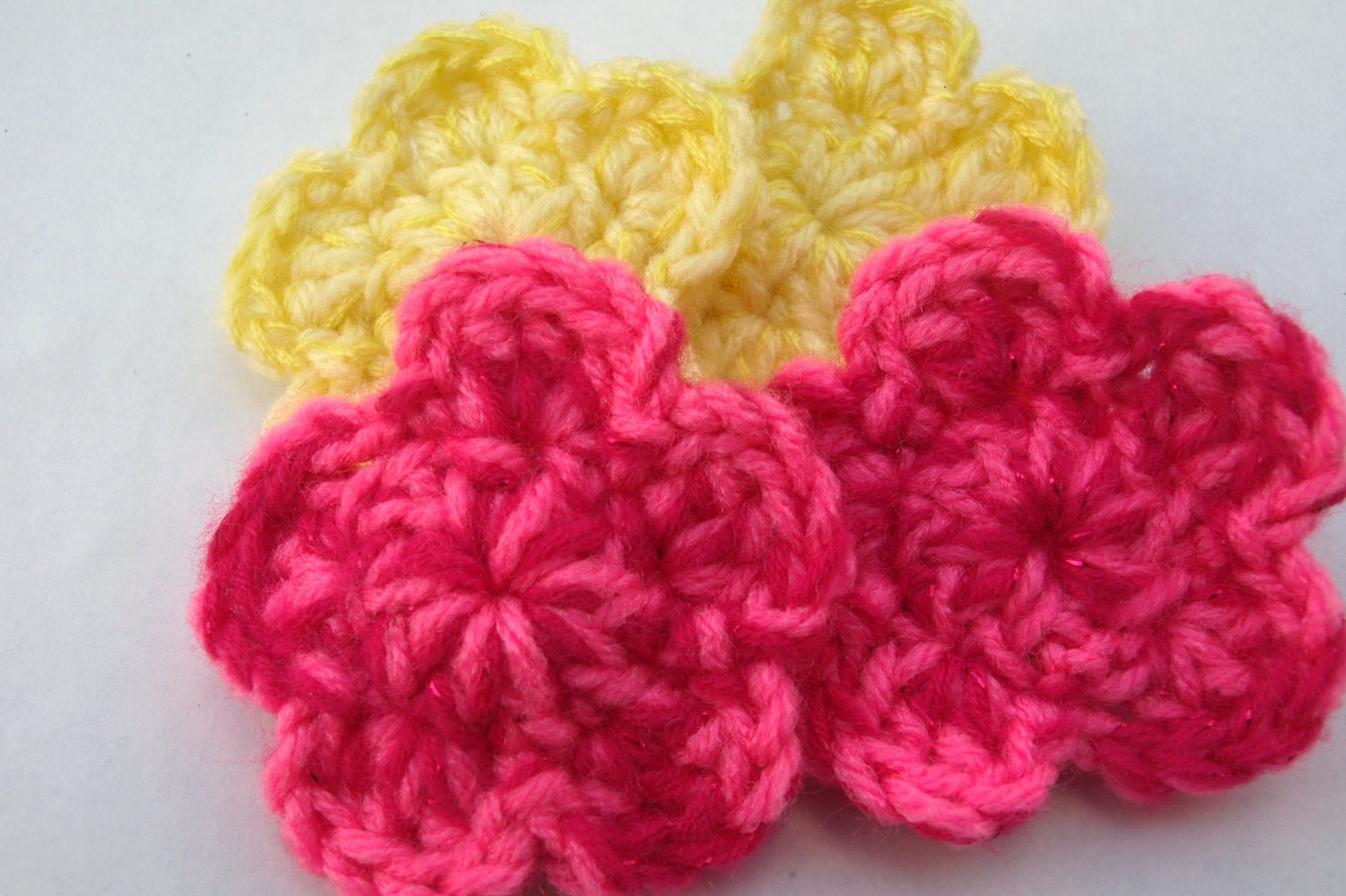 dual color crochet flowers- set of 10