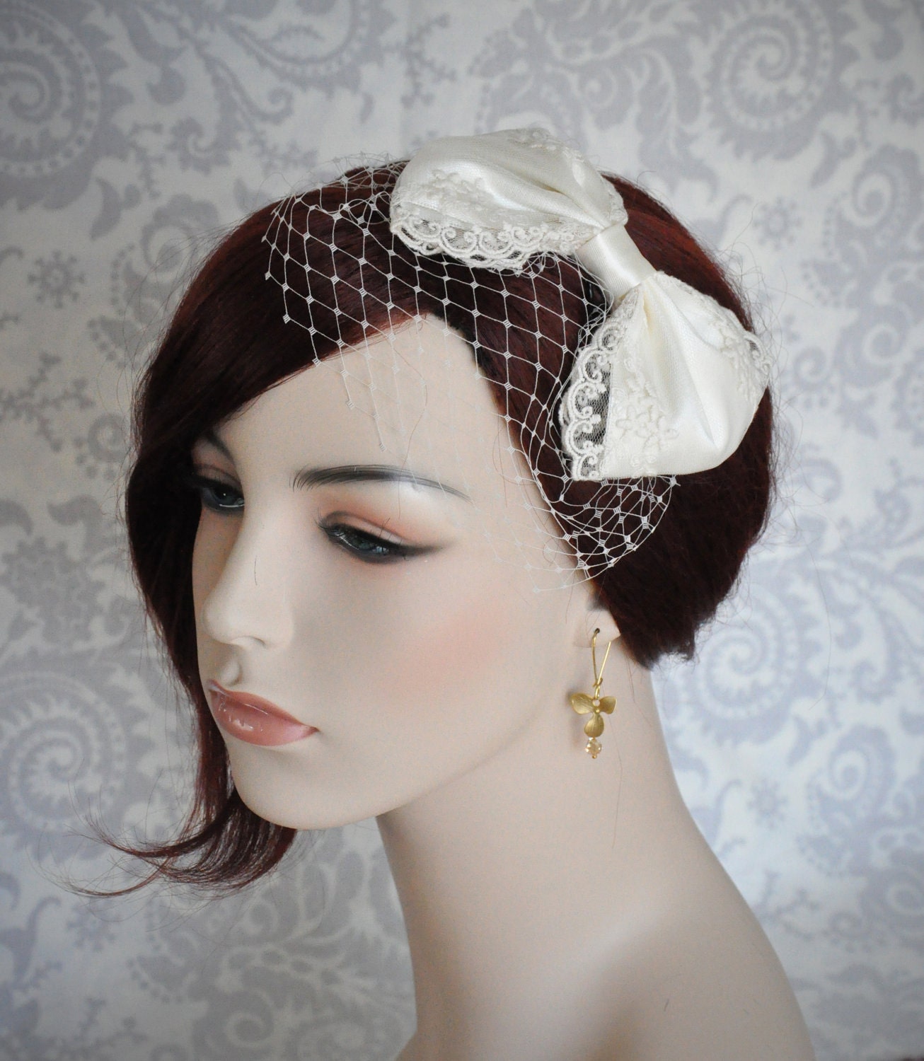 Bridal Bow with French Netting, Detachable Veil, Ivory Bow with Birdcage Veil, Lace Bow, Bridal Hair Accessory with Veil
