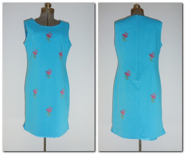 pink flamingo summer dress size 12- blue vintage dress by Citi Dess with flamingo embroidery
