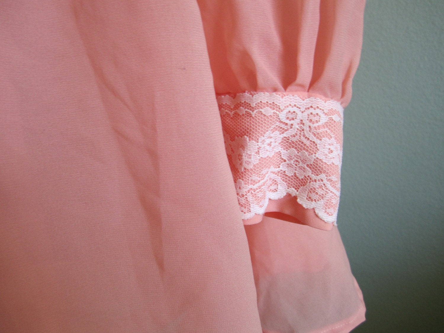 peter pan collar dress/ 1960s dress/ lace collar 60s dress S