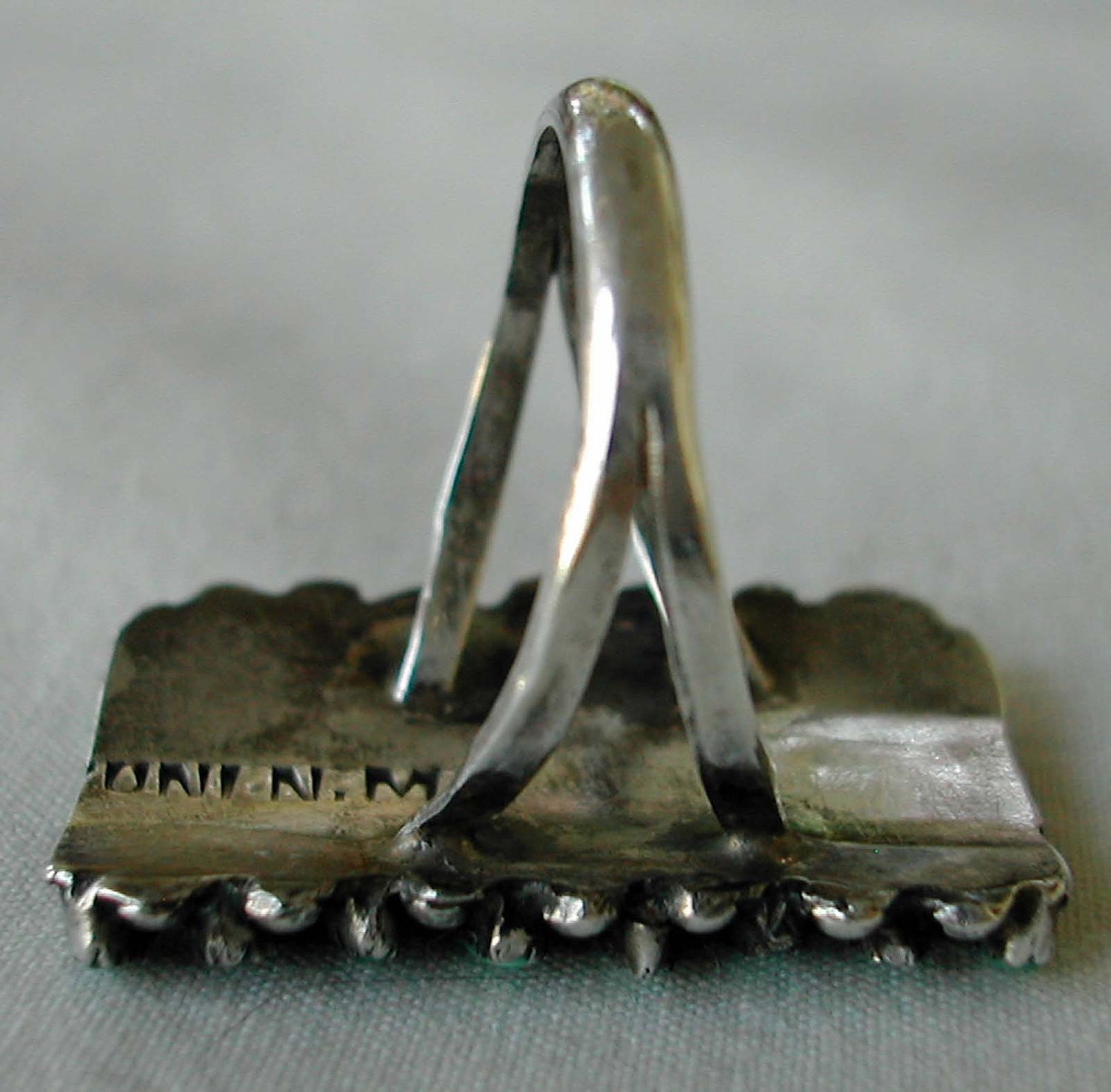 Zuni Pettipoint Vintage Sterling and Turquoise Ring : Size 5 1/4