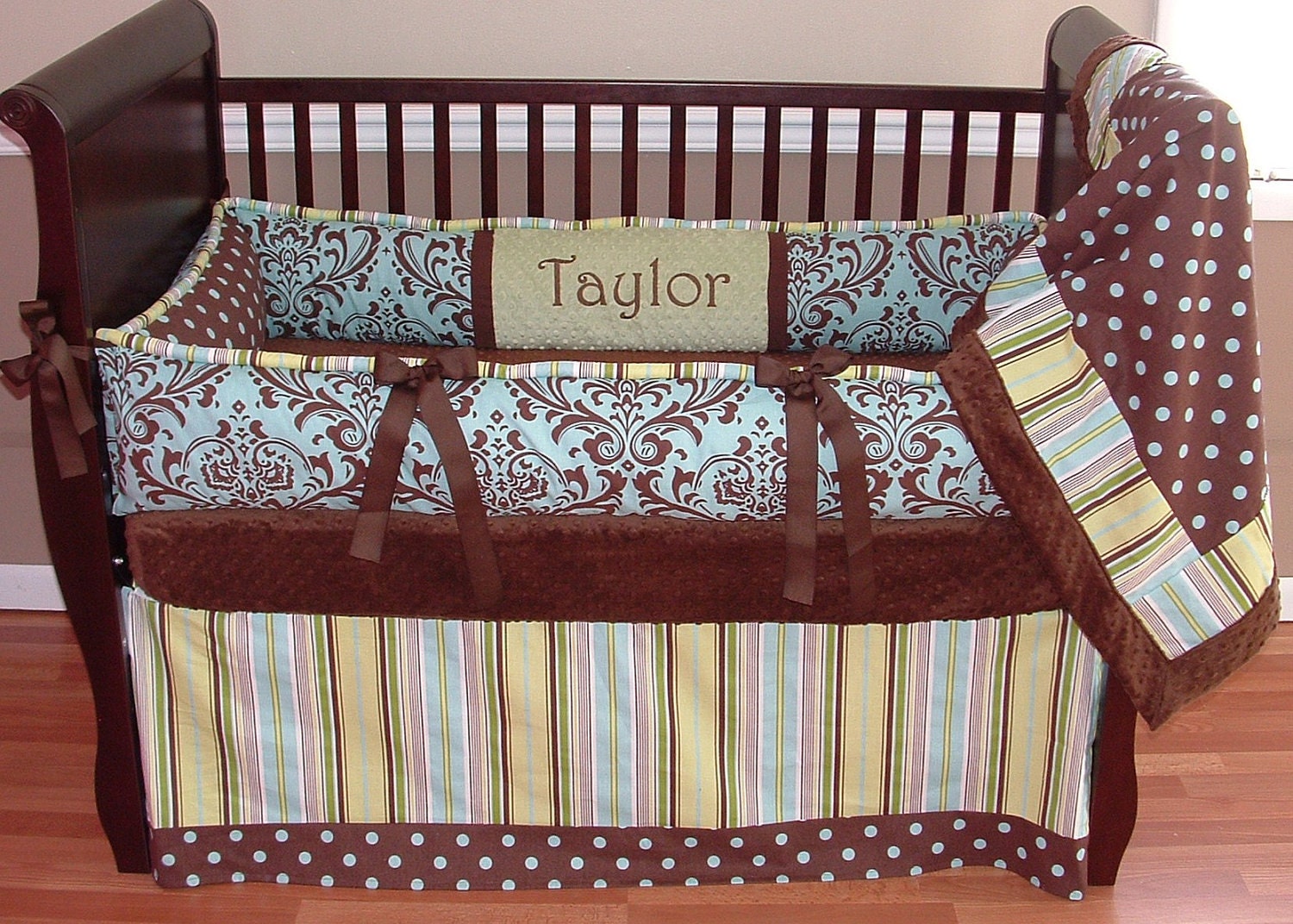 Gorgeous Authentic ModPeaPod Baby Crib Bedding Set custom Modern Plush
