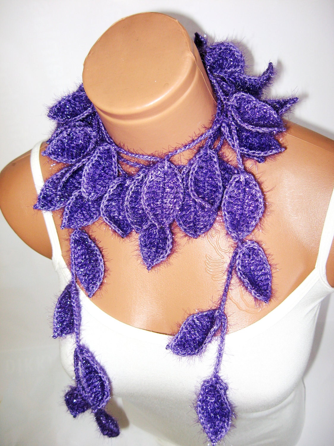 Silvery Crochet ivy, lavender purple, amethyst, ivy leafs Lariat Scarf. Fashion Flower Scarves, Necklace...