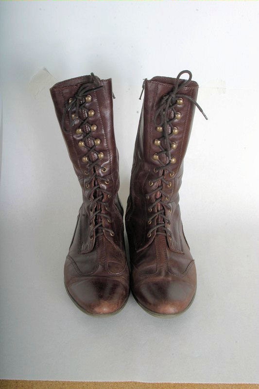 Vintage lace up leather boots womens size 10 brown leather