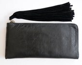 COSMO. Classy leather clutch / wallet with suede tassel. Available in different leather colors.