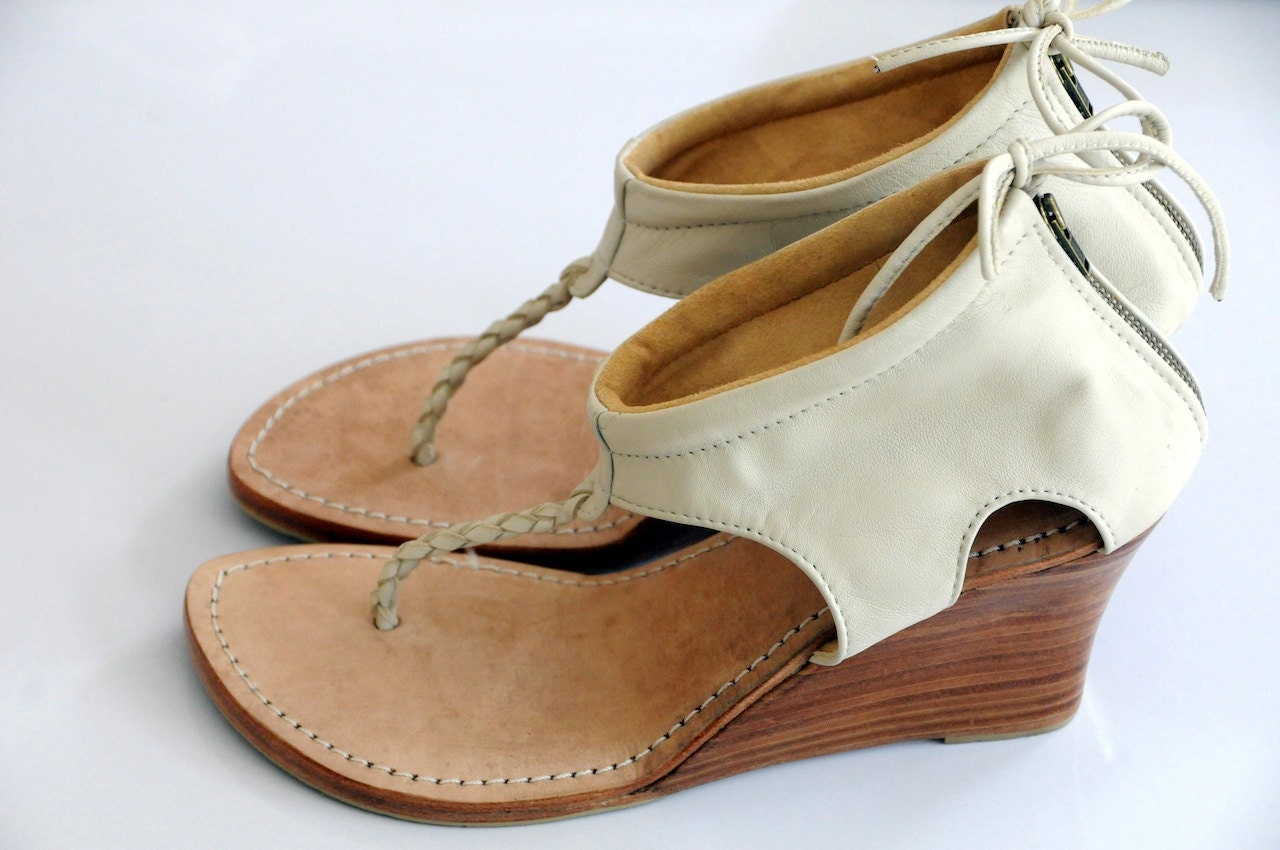 SALE. sz. 6.5. APHRODITE. Leather wedges  / leather sandals /  heels.