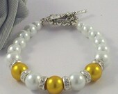 Bridal Jewelry, White and Gold Bridal Bracelet, Bridal Pearl Bracelet, Bridesmaid Jewelry,Wedding Jewellery