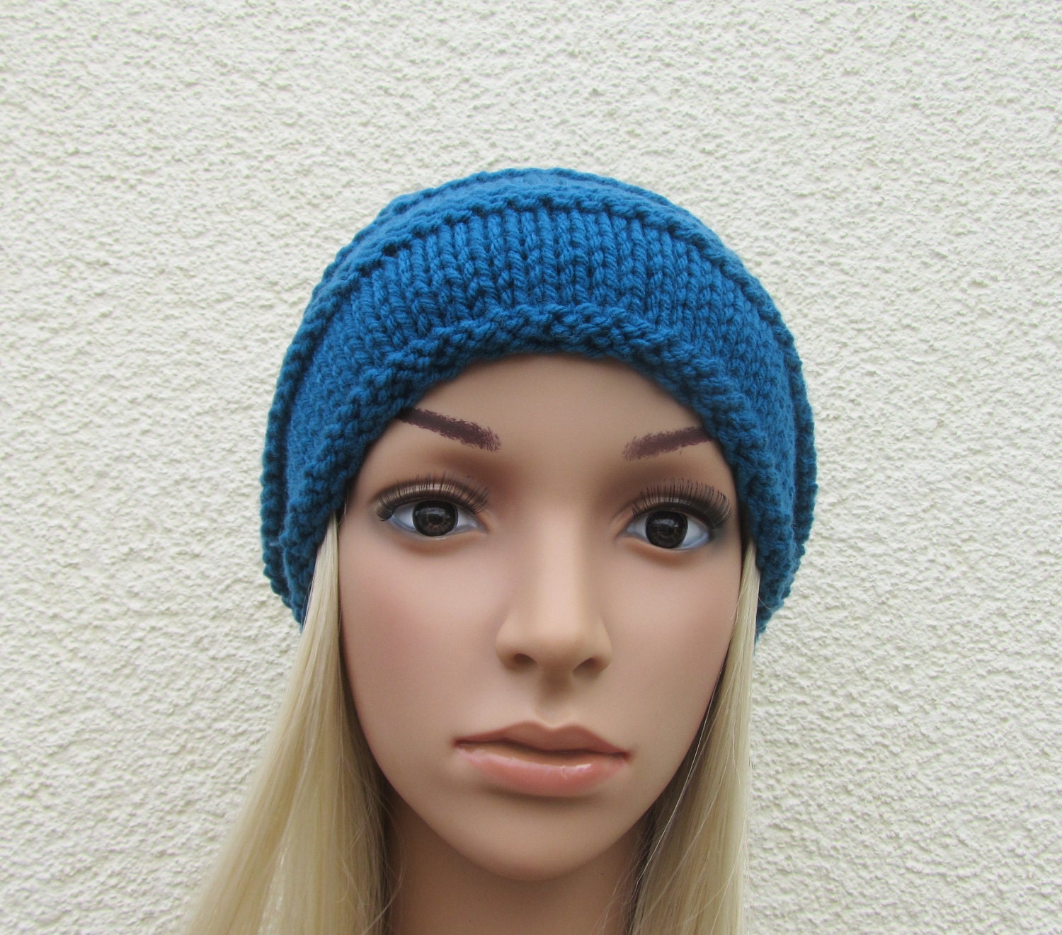Cloche Hand Knit Hat, Unisex Hand Knitted Hat, Tam Hat in Ocean Blue,  Blue Hat for Men and Women